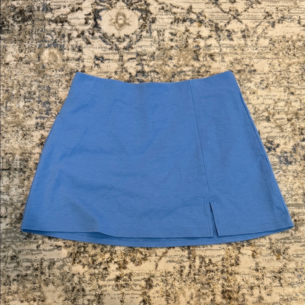 NEW WITH TAGS American Eagle Blue Skort